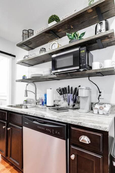 Charming, Happy 1-Bed Oasis: Rva Retreat Awaits! Apartment Richmond Exterior photo